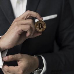 5 największych firm i instytucji, które zainwestowały w Bitcona